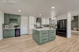 4770 Diamond Dr, Colorado Springs, CO 80918 - Photo 8