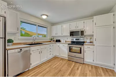 2301 Bedford Lane, Colorado Springs, CO 80909 - Photo 4