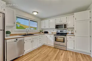 2301 Bedford Ln, Colorado Springs, CO 80909 - Photo 4