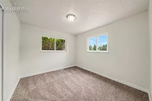 2122 Doniphan Dr, Colorado Springs, CO 80910 - Photo 14