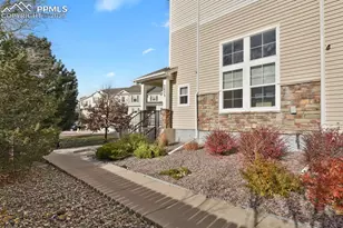 2633 Stonecrop Ridge Grove, Colorado Springs, CO 80910 - Photo 2