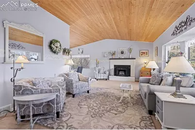 6310 Yvonne Way, Colorado Springs, CO 80918 - Photo 8