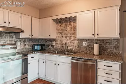 1143 Stanton Street, Colorado Springs, CO 80907 - Photo 8