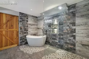 540 Fox Run Cir, Colorado Springs, CO 80921 - Photo 8