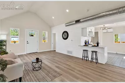 611 Maple Street, Colorado Springs, CO 80903 - Photo 8
