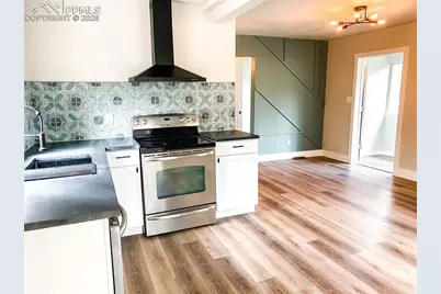 704 Cooper Avenue, Colorado Springs, CO 80905 - Photo 2