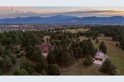 10705 Milam Road, Colorado Springs, CO 80908 - Photo 8