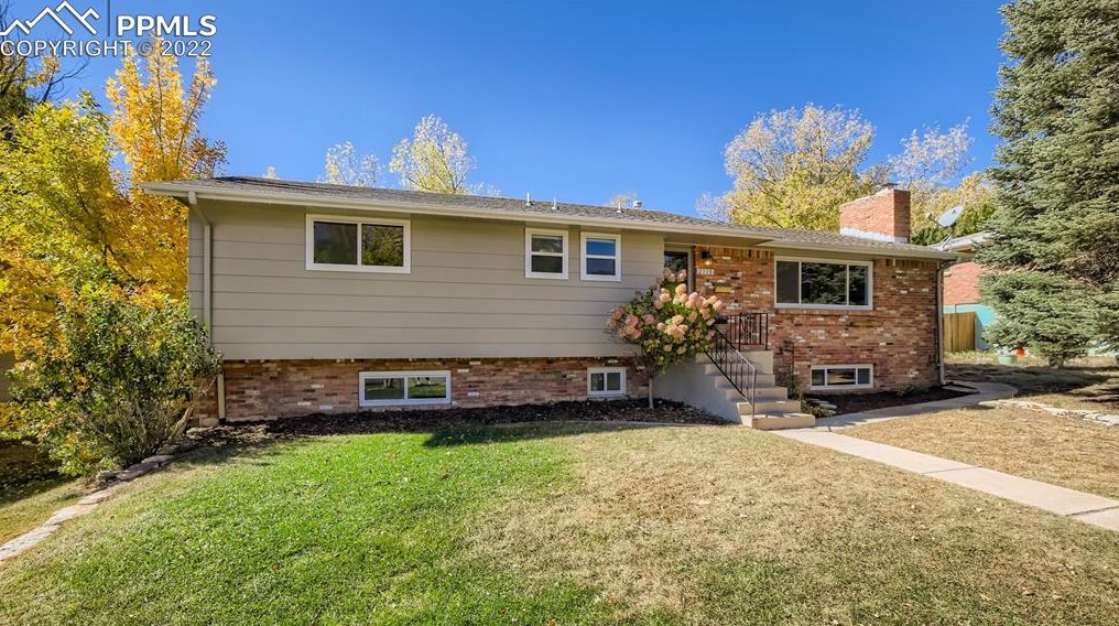 2310 Kent Ln, Colorado Springs, CO 80909-1311