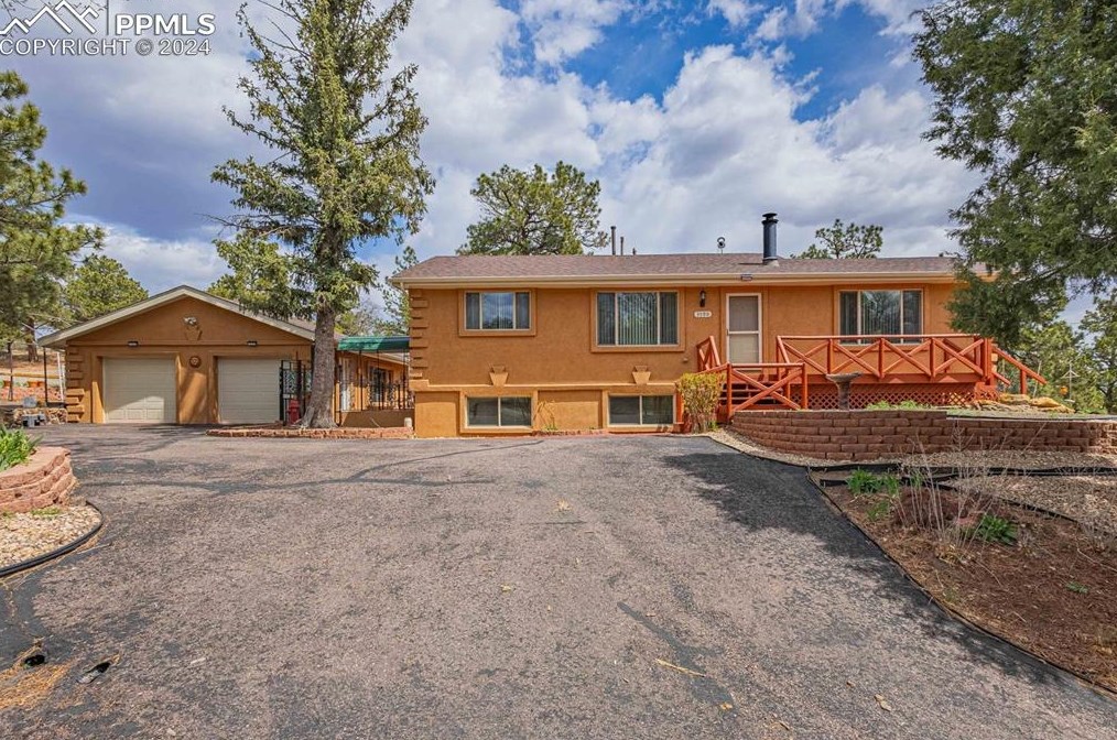 3590 Hartsock Ln, Colorado Springs, CO 80917-5316