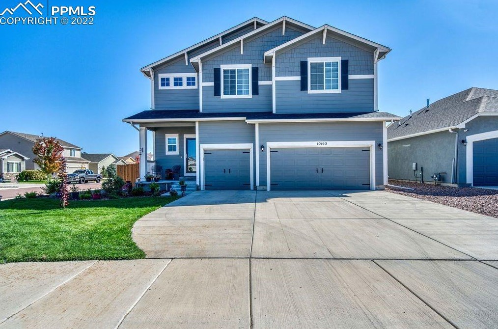 10165 Declaration Dr, Colorado Springs, CO 80925