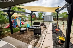 2131 Doniphan Dr, Colorado Springs, CO 80910 - Photo 26