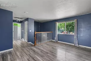 1049 Cambridge Ave, Colorado Springs, CO 80906 - Photo 2