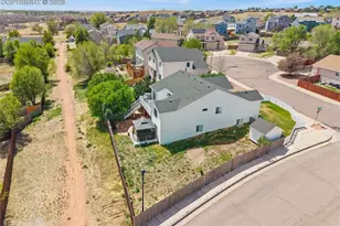 8929 Celebrity Ct, Fountain, CO 80817 - Photo 40