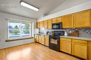 4886 Hawk Meadow Dr, Colorado Springs, CO 80916 - Photo 4
