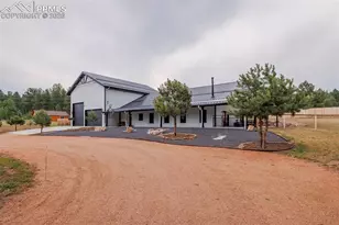 412 Obsidian Dr, Florissant, CO 80816 - Photo 2