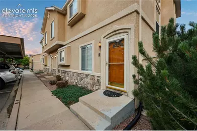 1479 Madison Ridge Heights #B, Colorado Springs, CO 80904 - Photo 2