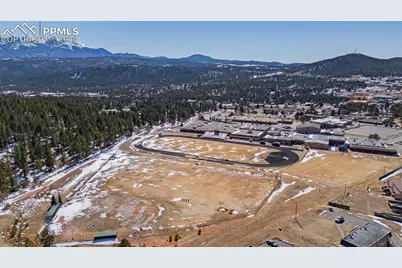 560 E Grace Avenue, Woodland Park, CO 80863 - Photo 32