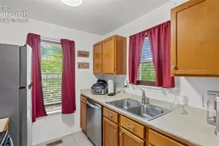 2338 Troy Ct, Colorado Springs, CO 80918 - Photo 8