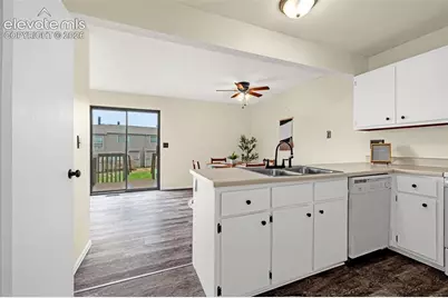 5509 Mansfield Court, Colorado Springs, CO 80918 - Photo 14
