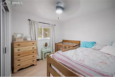 622 Paradise Lane, Colorado Springs, CO 80904 - Photo 18