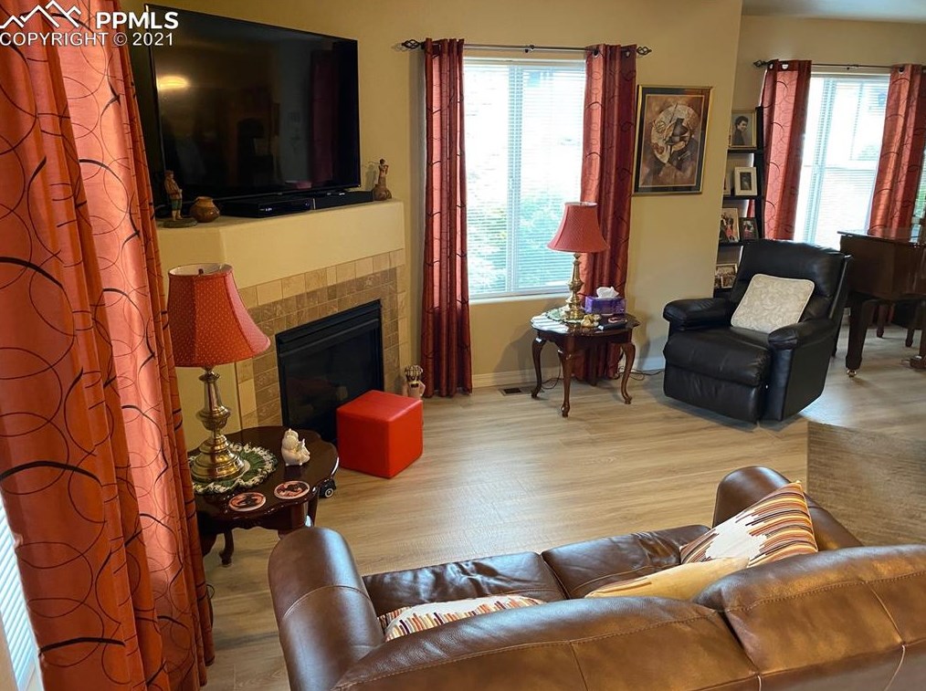 1510 Little Bear Creek Pt, Colorado Springs, CO 80904-6820