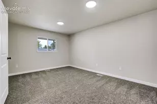 308 Redwood Dr, Colorado Springs, CO 80907 - Photo 18