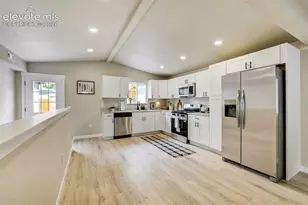 308 Redwood Dr, Colorado Springs, CO 80907 - Photo 10