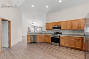 4942 Dunecrest Dr, Colorado Springs, CO 80922 - Photo 8