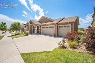 7394 Rim Bluff Ln, Colorado Springs, CO 80927 - Photo 2