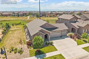 7394 Rim Bluff Ln, Colorado Springs, CO 80927 - Photo 38