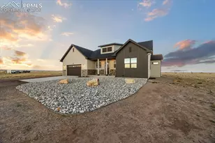 2265 Terri Lee Dr, Peyton, CO 80831 - Photo 2