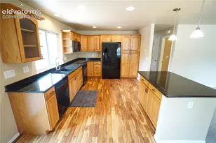 1635 Holmes Dr, Colorado Springs, CO 80909 - Photo 10