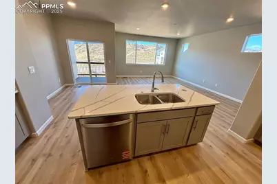 712 Belleza View, Colorado Springs, CO 80907 - Photo 10