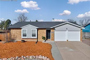 901 N Candlestar Loop, Fountain, CO 80817 - Photo 2