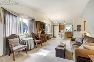 6450 Fall River Dr, Colorado Springs, CO 80918 - Photo 8