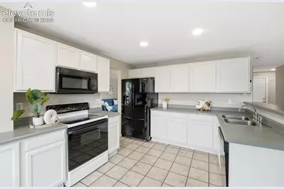 5889 Huerfano Drive, Colorado Springs, CO 80923 - Photo 10