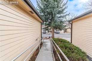 2411 Lexington Village Ln, Colorado Springs, CO 80916 - Photo 6