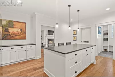 1950 Mesa Park View, Colorado Springs, CO 80904 - Photo 4