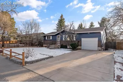 4665 S Splendid Circle, Colorado Springs, CO 80917 - Photo 2