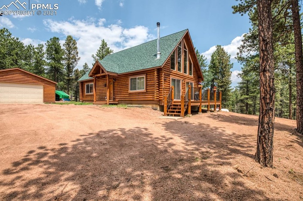 1049 Bison Creek Trl, Divide, CO 80814-9247