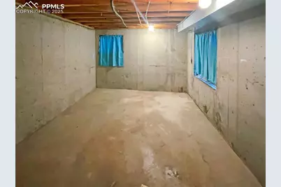 412 Cobblestone Drive, Colorado Springs, CO 80906 - Photo 18