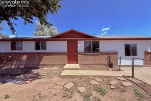 1315 Maxwell St, Colorado Springs, CO 80906 - Photo 2