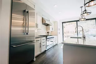 3423 Lagrima De Oro St, Colorado City, CO 81019 - Photo 2