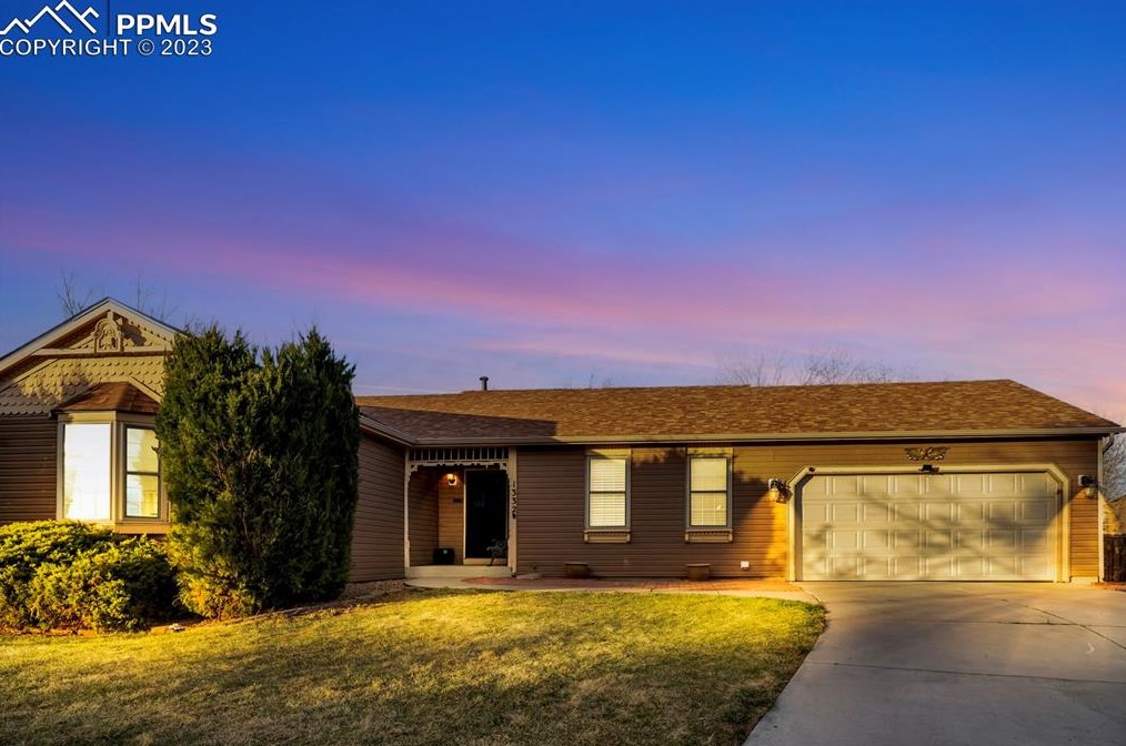 1332 Eastmeadow Dr, Colorado Springs, CO 80906-5074