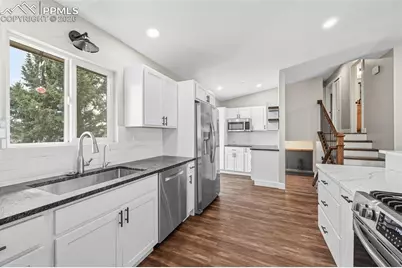 2705 Maroon Bells Avenue, Colorado Springs, CO 80918 - Photo 12