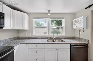 2423 Paseo Rd, Colorado Springs, CO 80907 - Photo 8