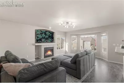 6396 Tenderfoot Drive, Colorado Springs, CO 80923 - Photo 18