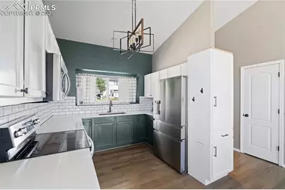 25 Sailing Way, Palmer Lake, CO 80133 - Photo 2