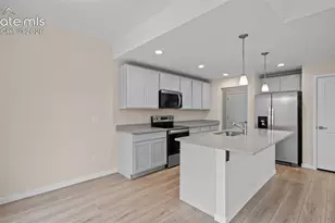3525 Rosette Grv, Colorado Springs, CO 80910 - Photo 6
