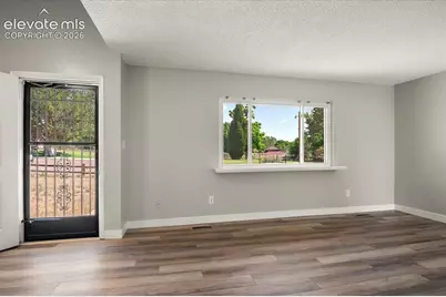 1704 E 19th Street, Pueblo, CO 81001 - Photo 2